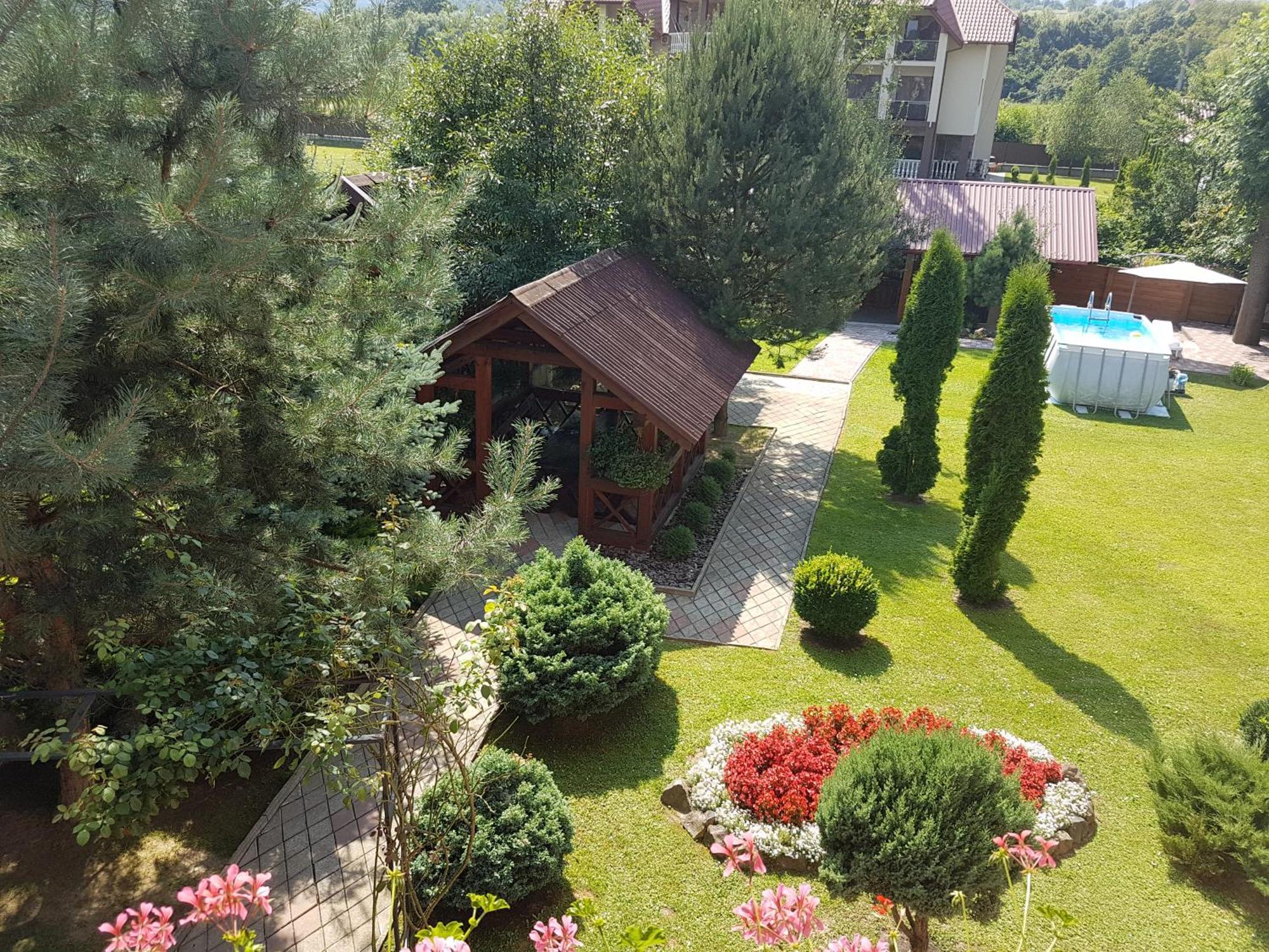 U Neli Solochin Exterior foto