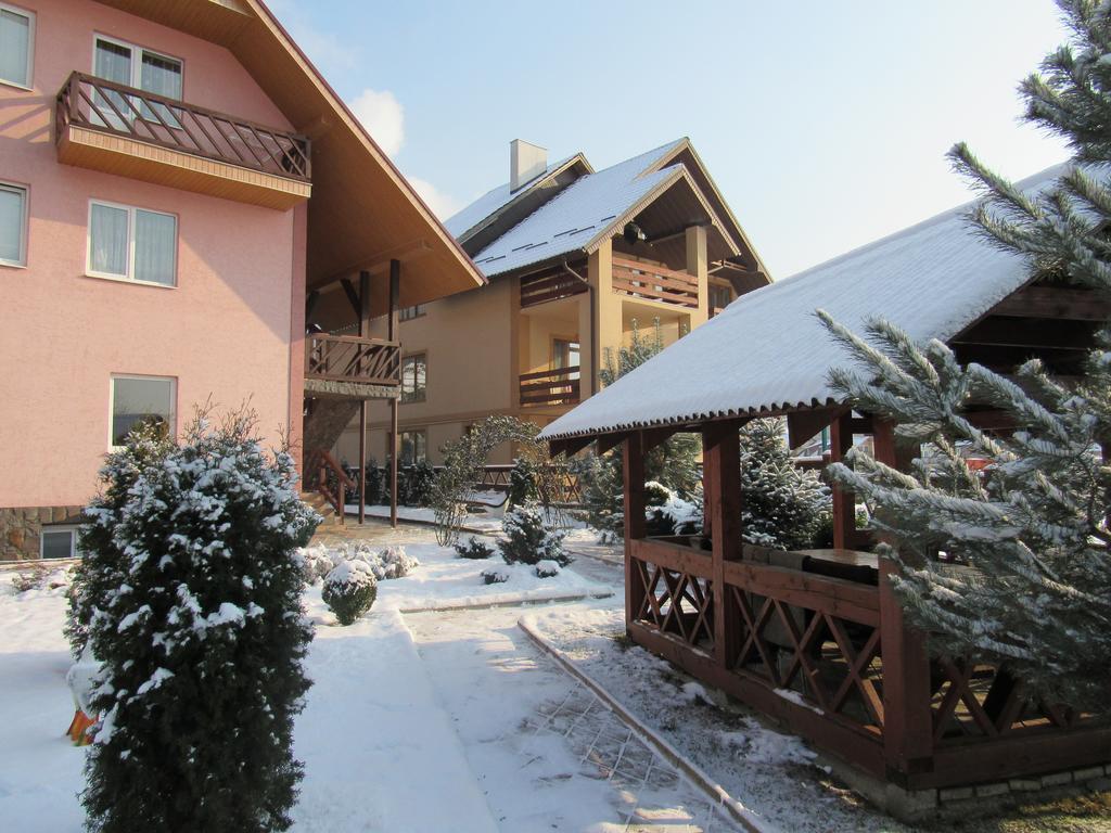 U Neli Solochin Exterior foto