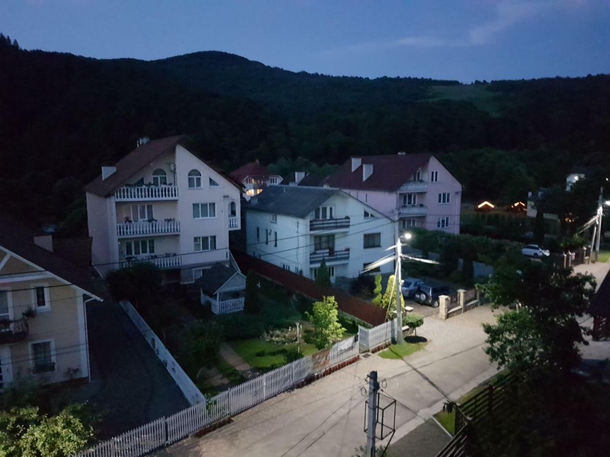 U Neli Solochin Exterior foto